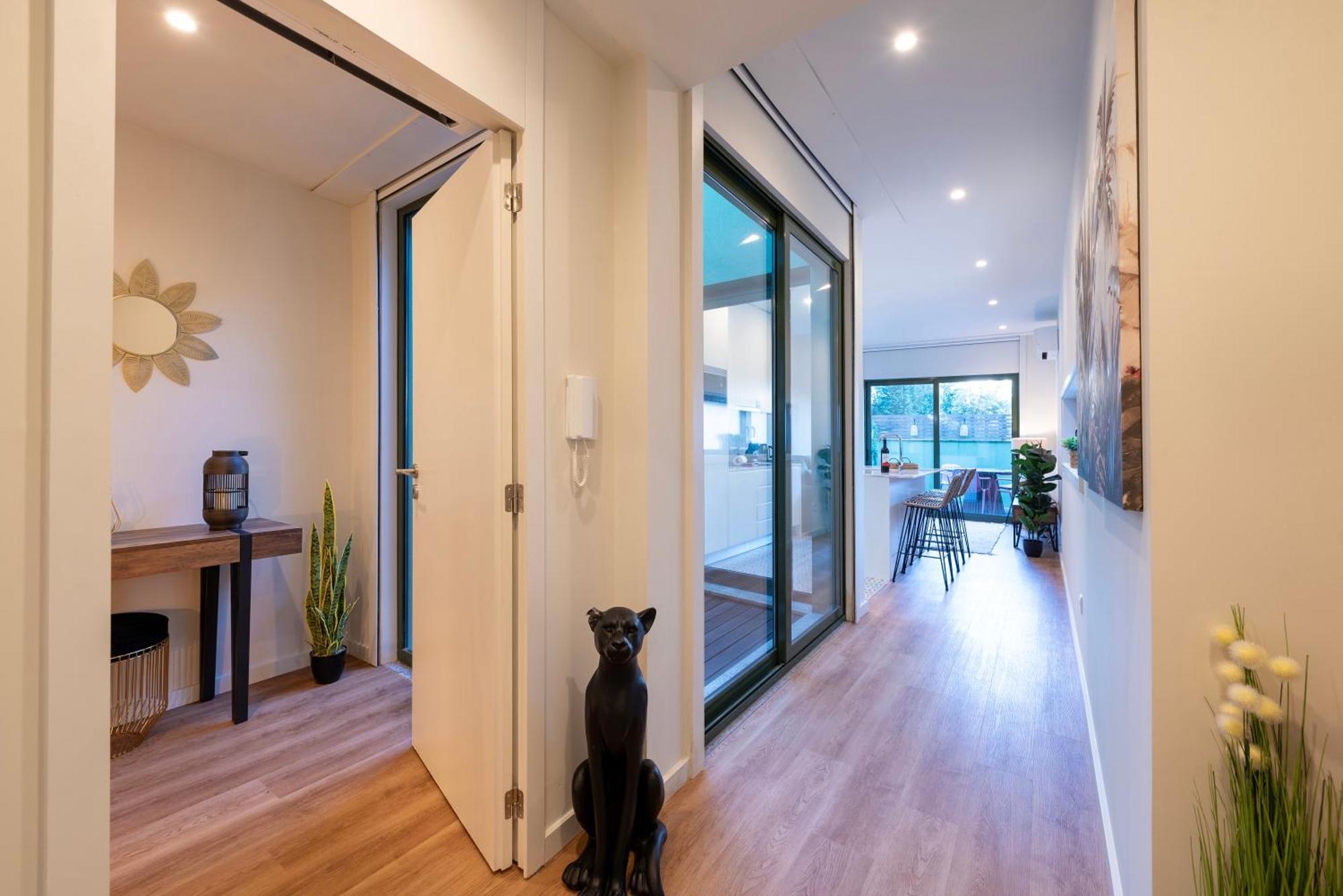 Exotic Flat With Shared Pool & Garden * Oporto